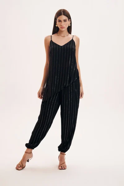LOOK GRAZI C/ BLUSA E CALÇA